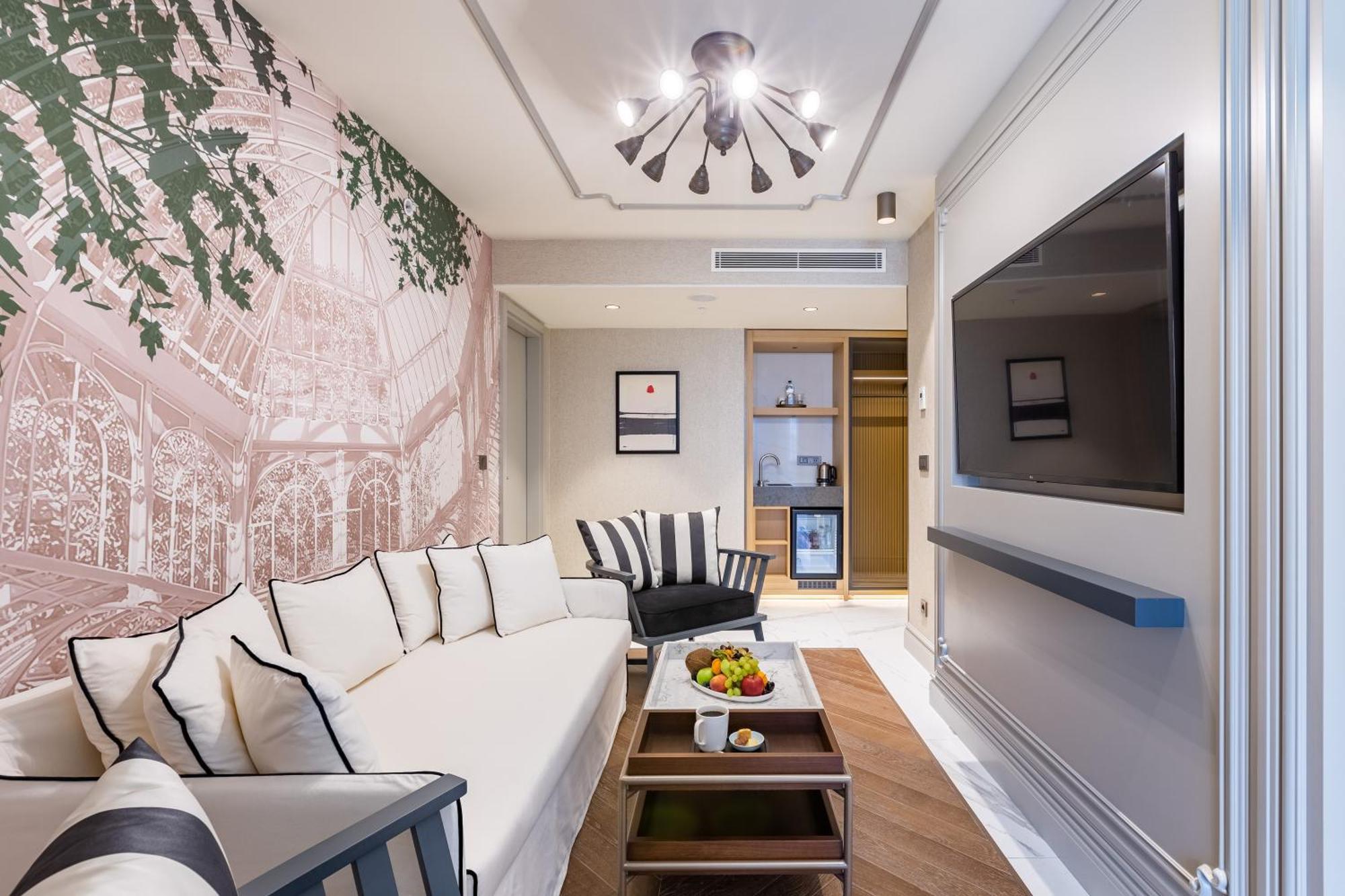 Stayso The House Hotel Istanbul Exteriör bild A suite at the hotel