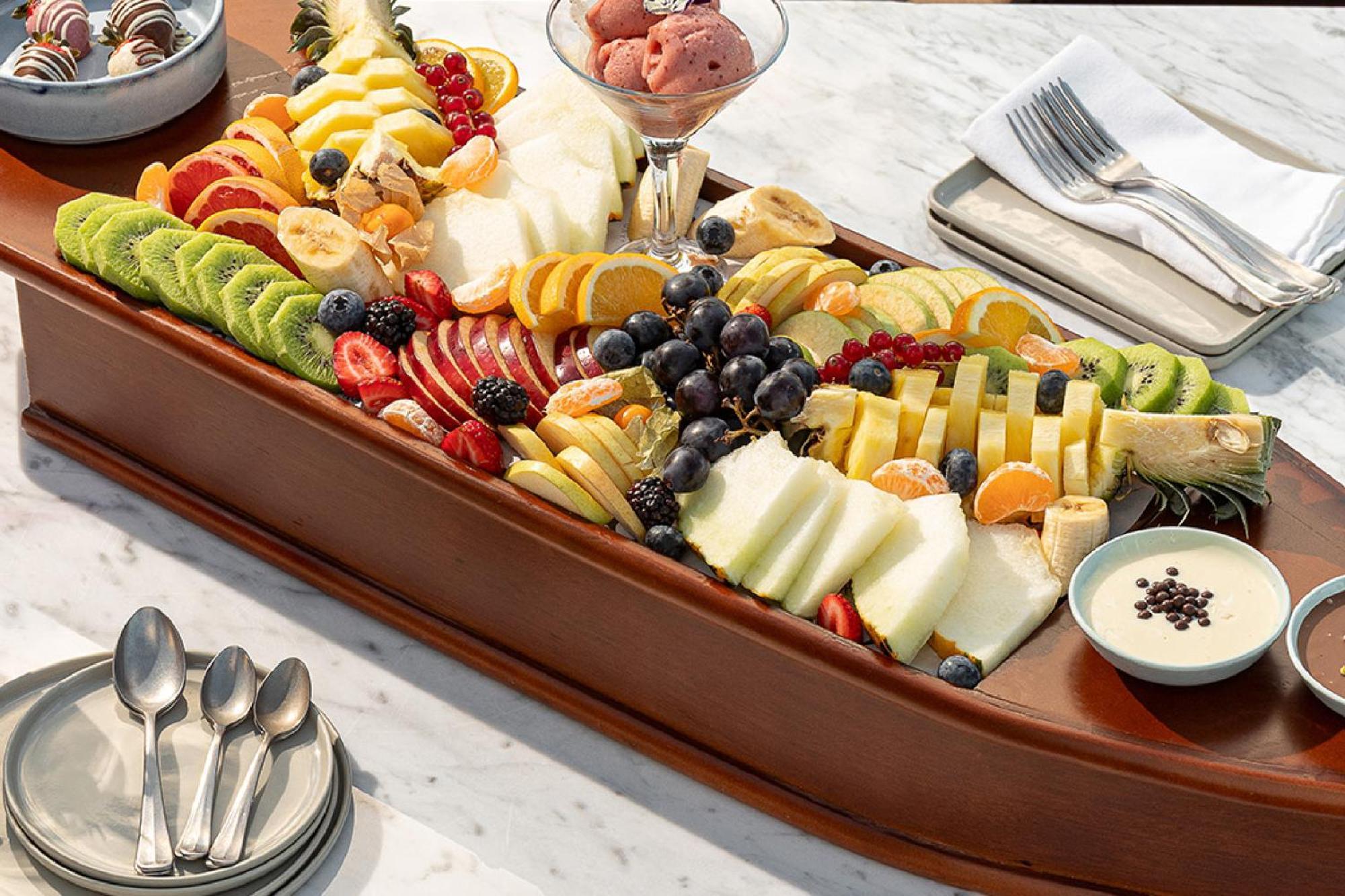Stayso The House Hotel Istanbul Exteriör bild Fruit salad